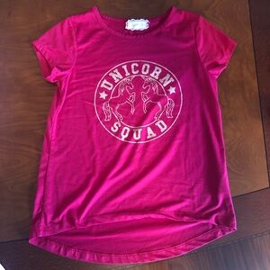 Gently used magenta color Girl's Shirt in size 12 by btween.